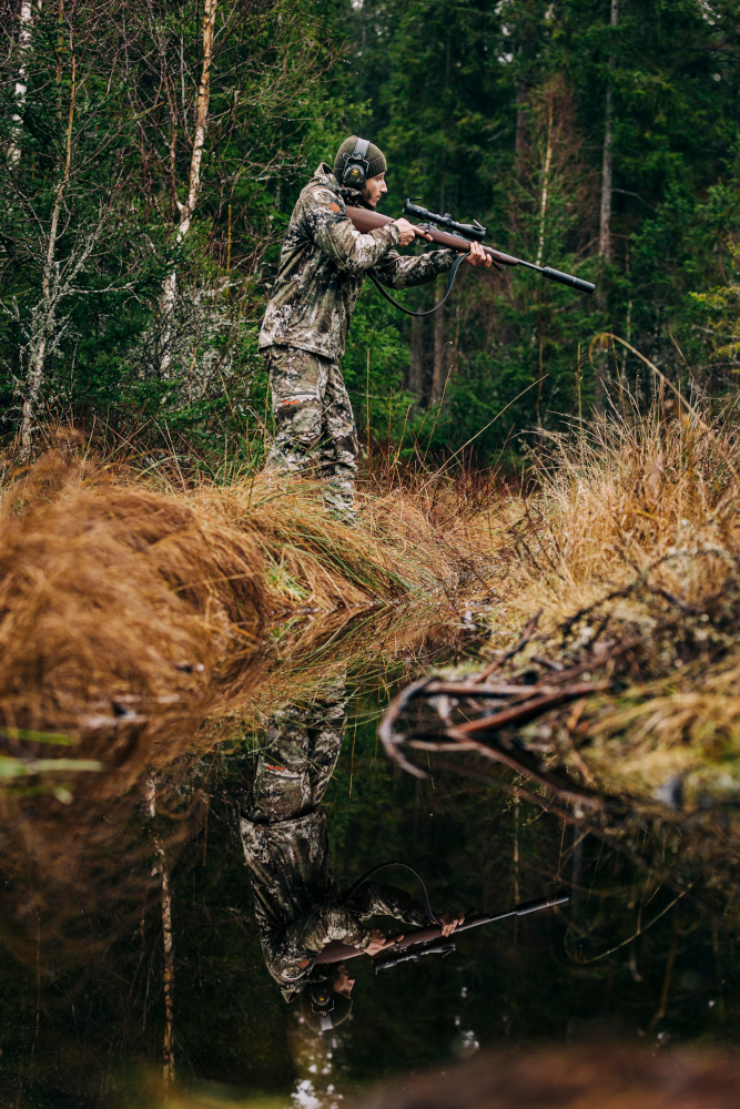 SPODNIE MYŚLIWSKIE PINEWOOD RETRIEVER ACTIVE CAMOU 5681 - Strata - Podczas celowania w łowisku