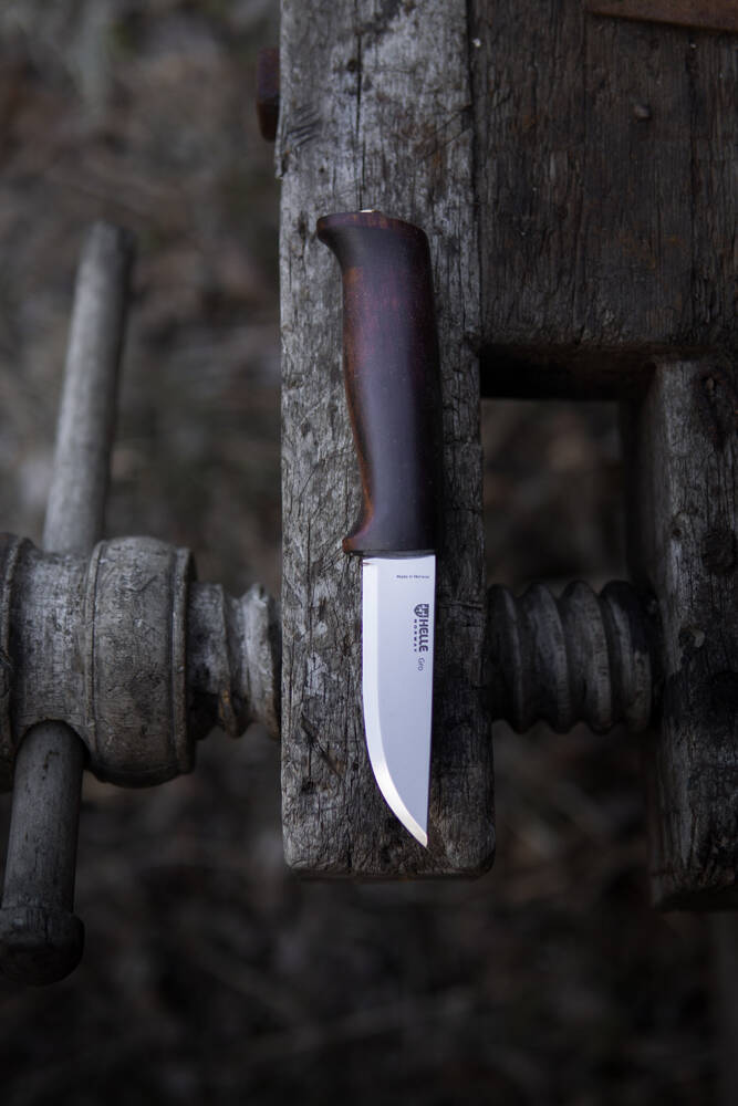 Nóż HELLE GRO - Sandvik 12C27 - Na maszynie z drewna