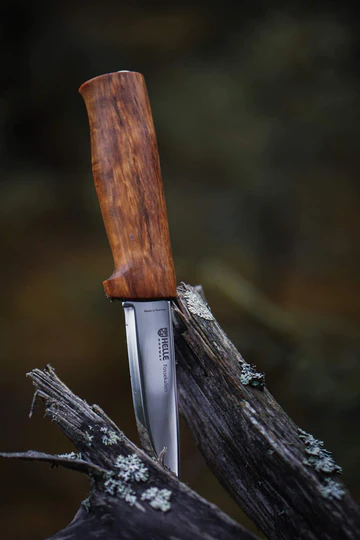 Nóż HELLE FOSSEKALLEN - Sandvik 12C27 - W drewnie 